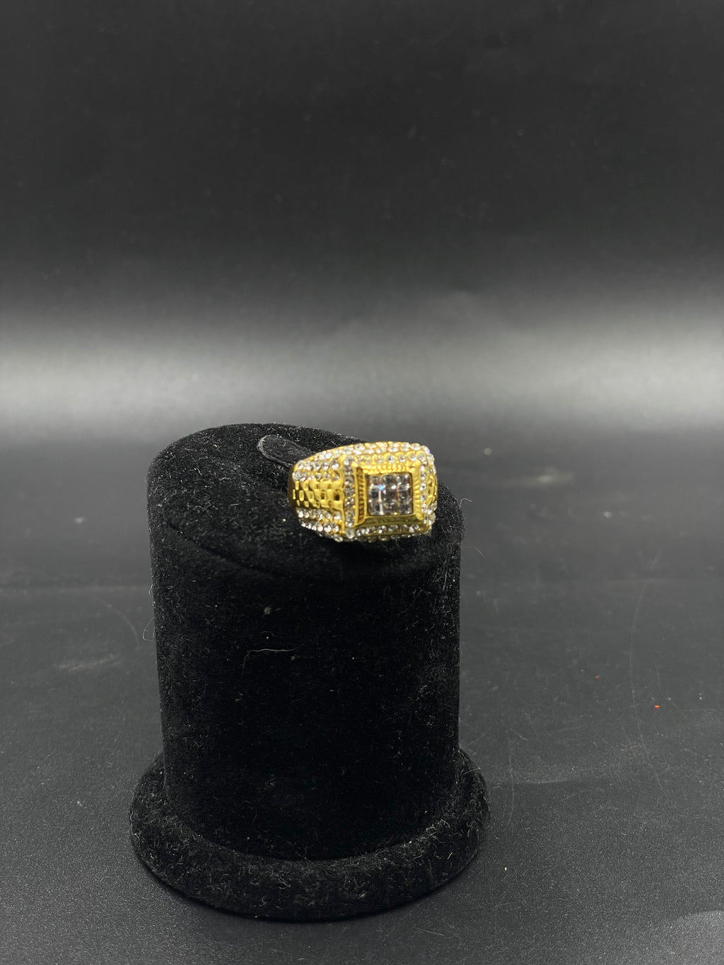 Anillo de Caballero con Zirconia
