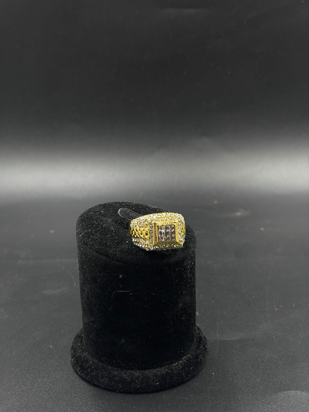 Anillo de Caballero con Zirconia